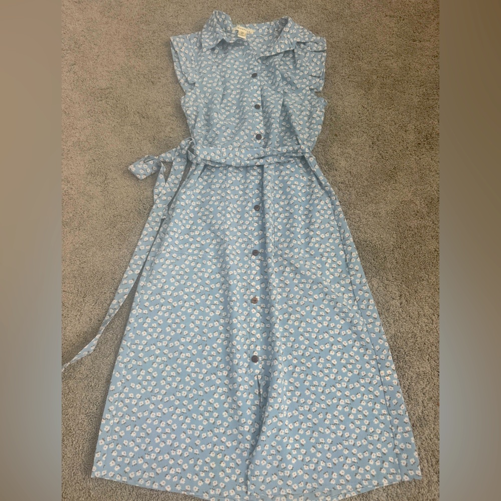Blue Floral Sleeveless Dress white floral maxi buttons tie xsmall long